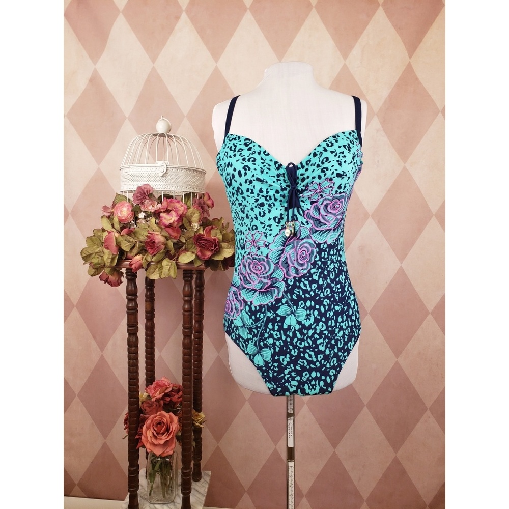 🆕️ Fabo | Green Floral Swimsuit